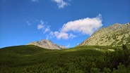 slovensko-vysoke-tatry-clouds-bush