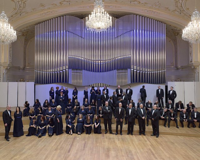 Rossiniho Petite messe solennelle pod taktovkou Jozefa Chabroňa - 11 SF foto zboru 19 11 2015 © Jan Lukas 