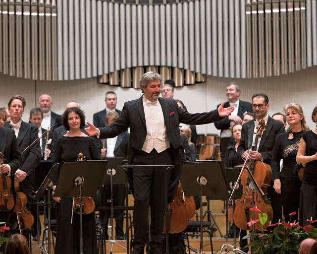 Šostakovič a Berlioz pod taktovkou Daniela Raiskina - 125 SF Daniel Raiskin _Alexei Volodin 21 11 2019 © jan.f.lukas 