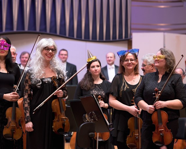 Silvester a Nový rok z bratislavskej Reduty ONLINE - 165 SF Stur_Fogasova 31 12 2019 © jan.f.lukas 