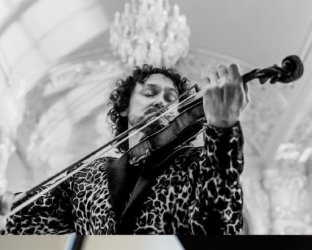 Koncert bez publika. 5. mája 2020 – Jarolím Emmanuel Ružička, Iveta Sabová - 5. mája 2020 Jarolím Emmanuel Ružička, Iveta Sabová 