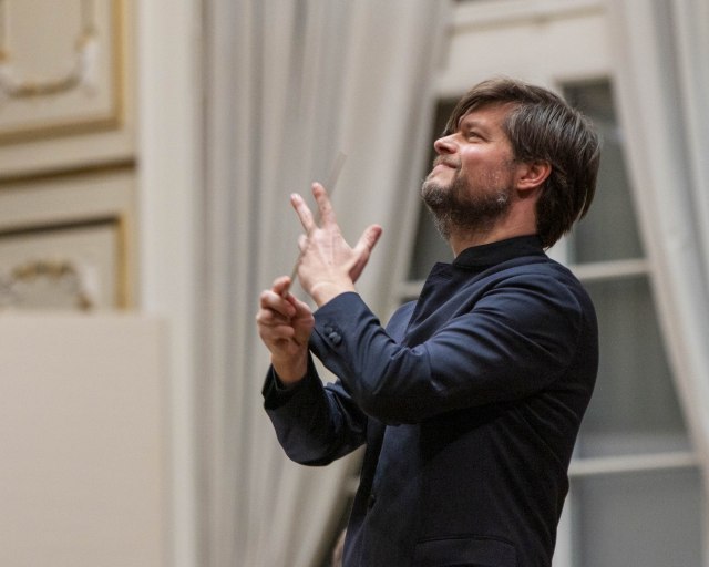 V naštudovaní Juraja Valčuhu zaznie v Slovenskej filharmónii koncertné uvedenie 2.dejstva Wagnerovho Tristana a Izoldy  -  