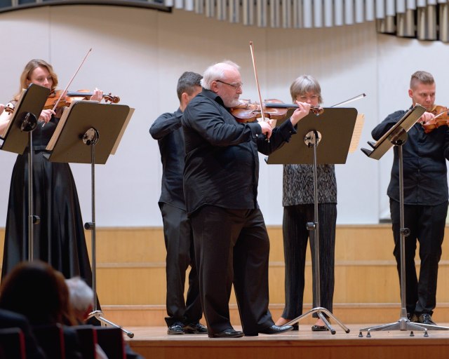 Slovenský komorný orchester v Liptovskom Mikuláši - 51 SF SKO Dalibor Karvay 28 01 2018 © jan.f.lukas 