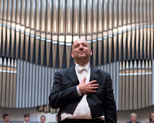 OZNAM pre ABONENTOV cyklov AD, BE, A a B, koncert v piatok 27. novembra 2020 - 75 SF G Mahler E Villaume 15 06 2017 © jan.f.lukas 