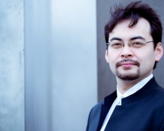 Pod taktovkou Alana Buribayeva - AB8 Alan-Buribayev 1 