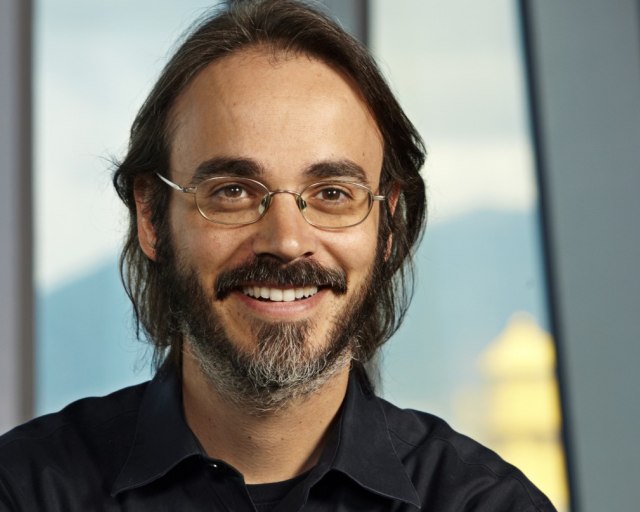 Ilan Volkov, po prvýkrát so Slovenskou filharmóniou - Ilan-Volkov-Harpa-no-credit-2 