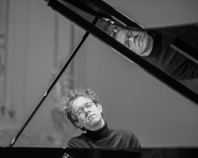 Klavírny recitál Jakuba Čižmaroviča v Malej sále Slovenskej filharmónie - Jakub Čižmarovič 