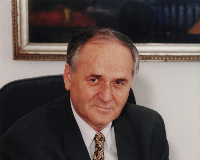 Slovenská filharmónia so zármutkom oznamuje, že vo štvrtok 29. septembra popoludní nás navždy opustil  Ing. Jozef Tkáčik, významná osobnosť spojená s touto inštitúciou od roku 1975 - Jozef Tkáčik foto Jozef GUTEN 