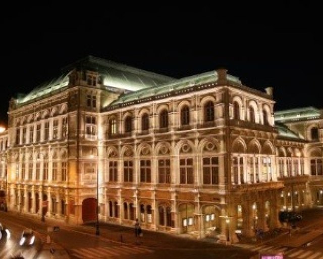 Slovenský filharmonický zbor vo Viedni - den-viedenska-statna-opera0-Europa-mesta 