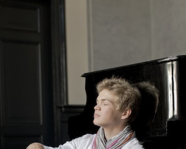 Talenty v Malej sále Slovenskej filharmónie - Ivan Moschuk, pianistphoto : Marco Borggreve 