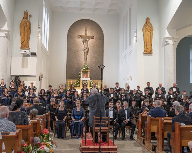 Koncert v Terchovej pri príležitosti 35. ročníka Cyrilometodských dní a cena pre generálneho riaditeľa Slovenskej filharmónie Mariána Turnera   - DSC_9779 