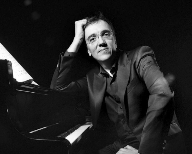 Klavírny recitál v bratislavskej Redute - Éric le Sage 